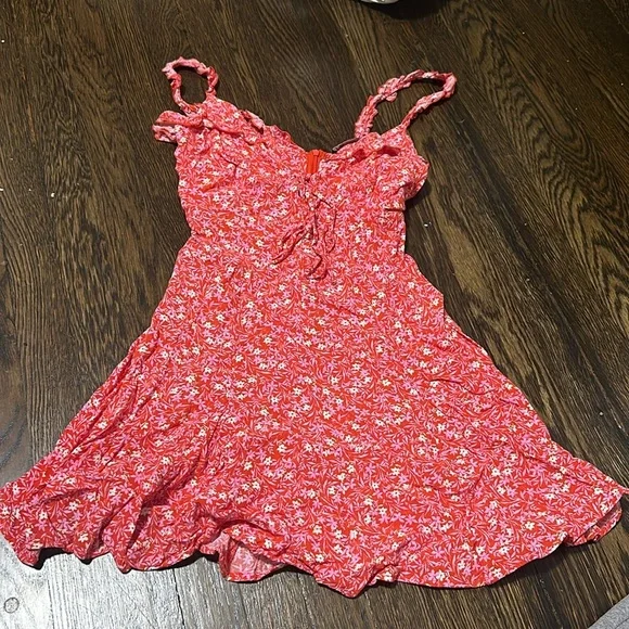 NWOT floral Zara dress - Picture 1 of 2